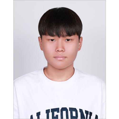 김성윤